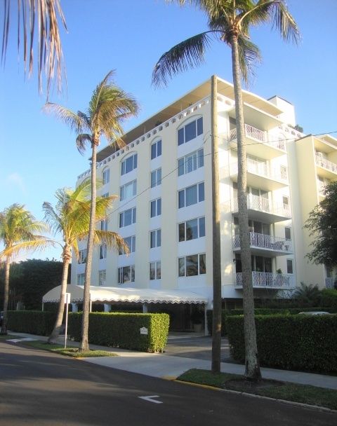 Elliot House - Florida Waterfront Condos