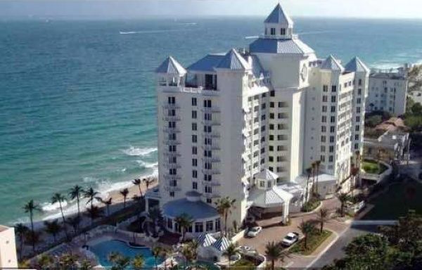 Pelican Grand - Florida Waterfront Condos
