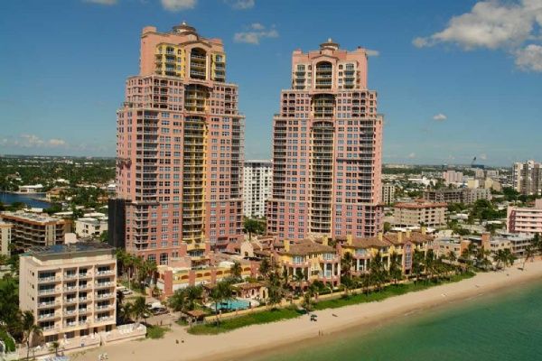 The Palms Condominium - Florida Waterfront Condos