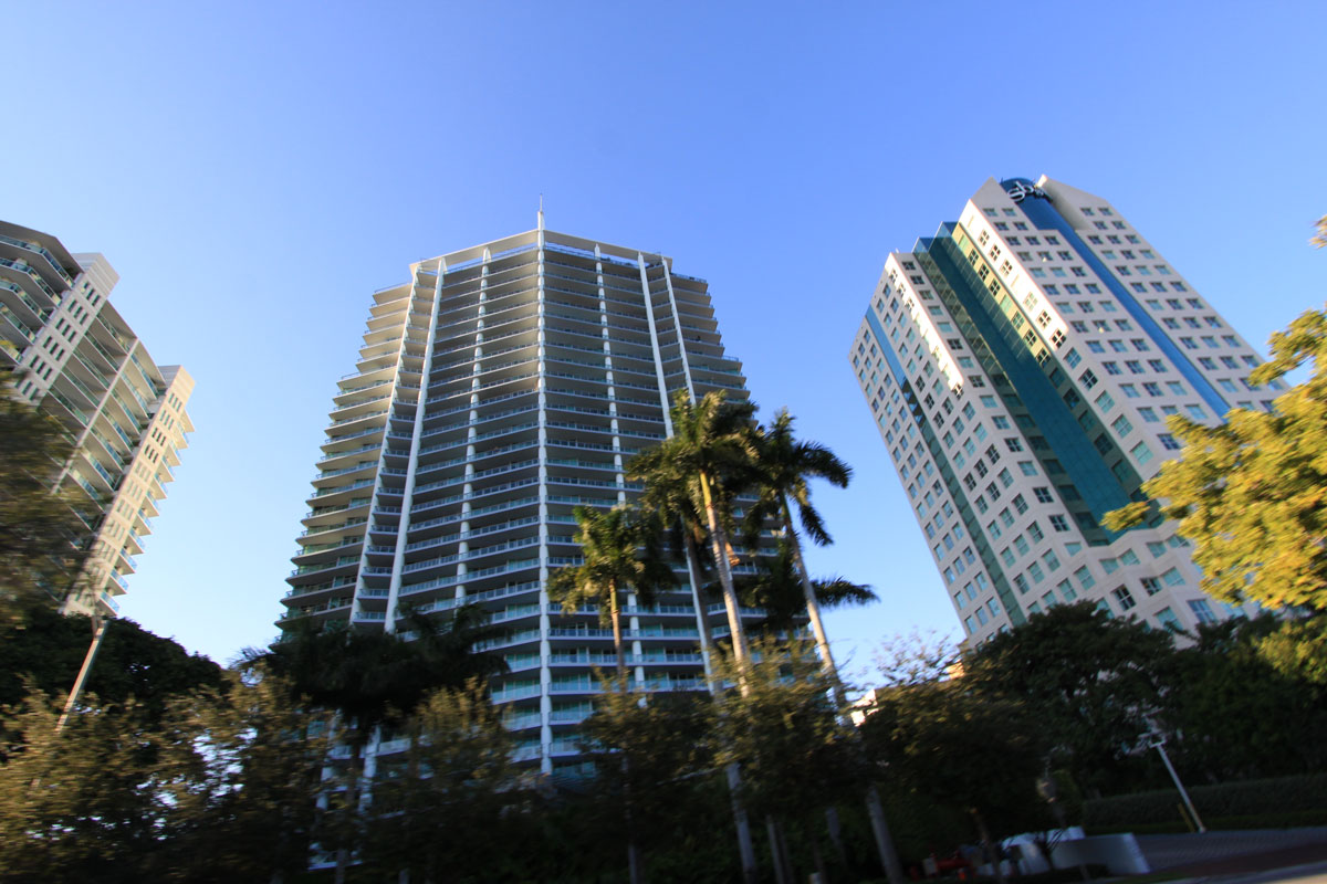 Grovenor House - Florida Waterfront Condos