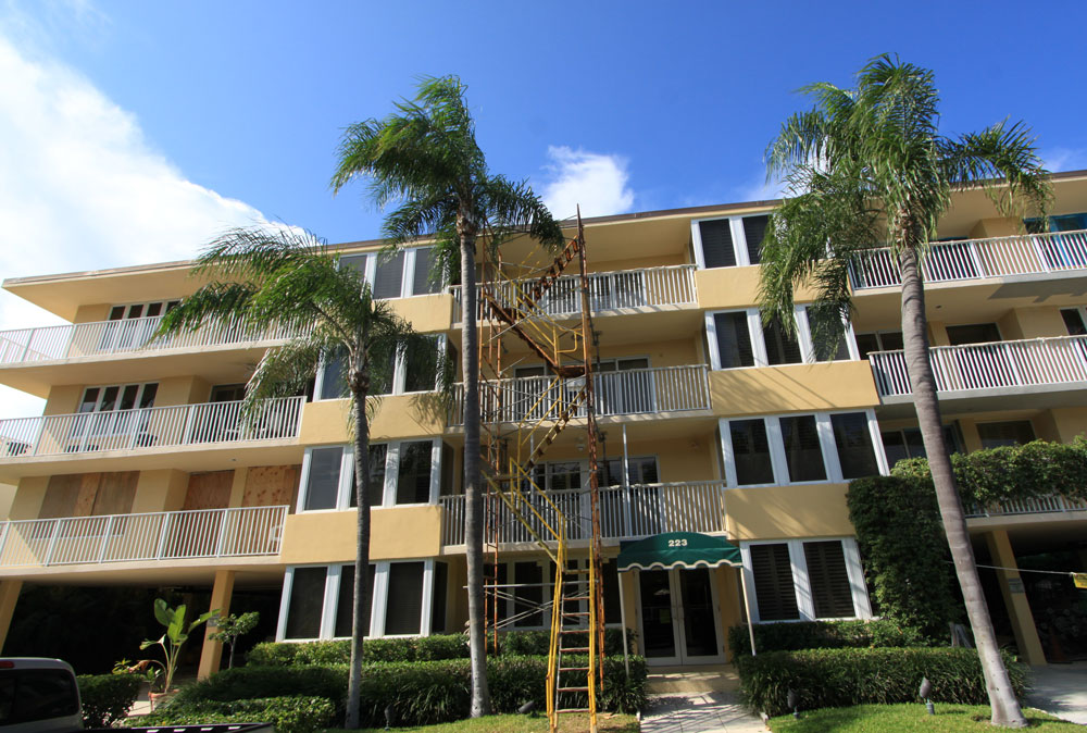 Island Villas - Florida Waterfront Condos