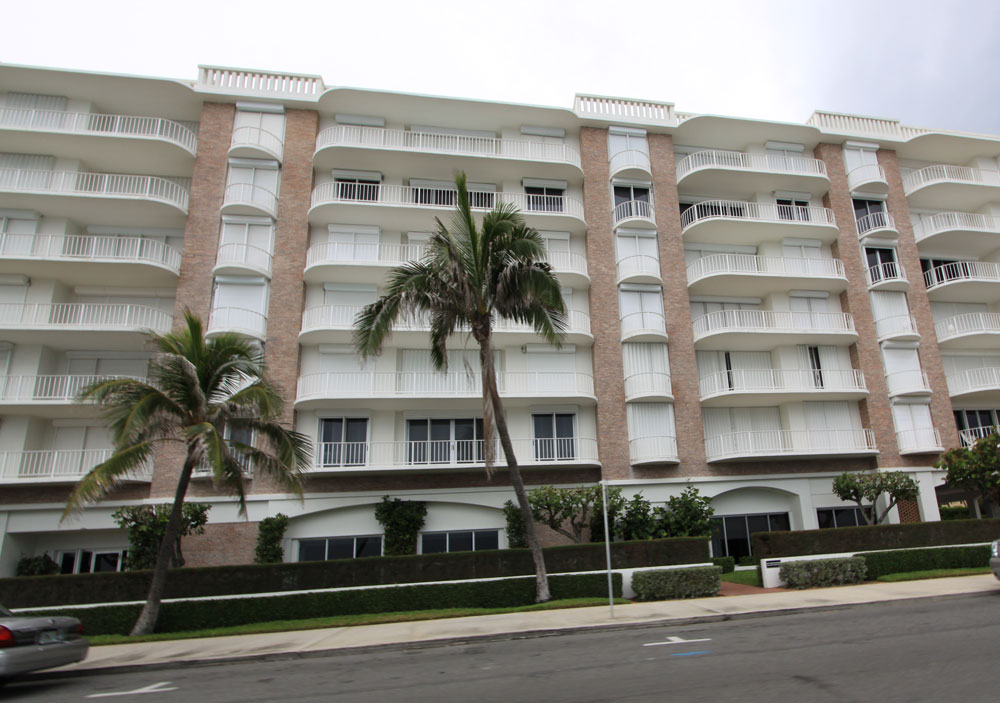 Winthrop House - Florida Waterfront Condos