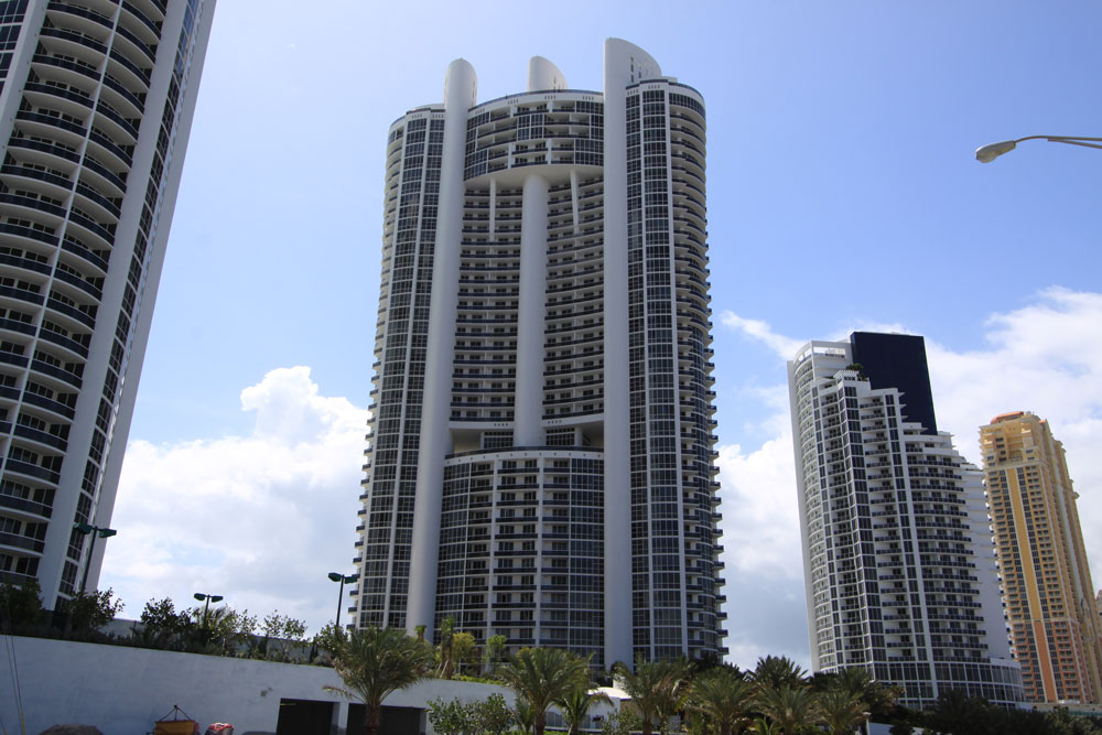 Trump Palace - Florida Waterfront Condos