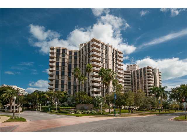 Towers of Key Biscayne - Florida Waterfront Condos