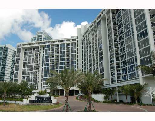 Harbour House - Florida Waterfront Condos