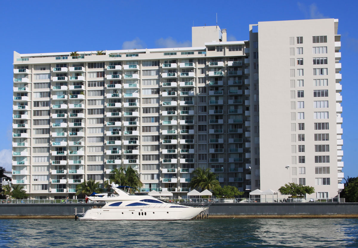 Mirador North and South T... - Florida Waterfront Condos