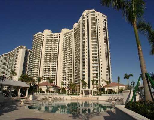 Bella Mare - Florida Waterfront Condos