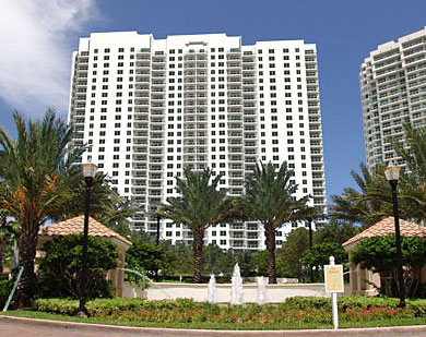 Peninsula I - Florida Waterfront Condos