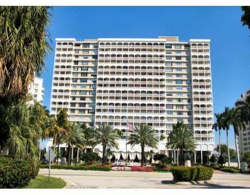 Balmoral - Florida Waterfront Condos