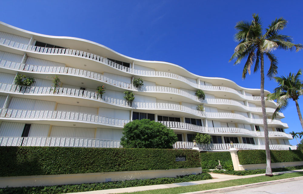 Melbourne House - Florida Waterfront Condos