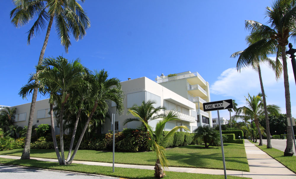 Nassau Square - Florida Waterfront Condos