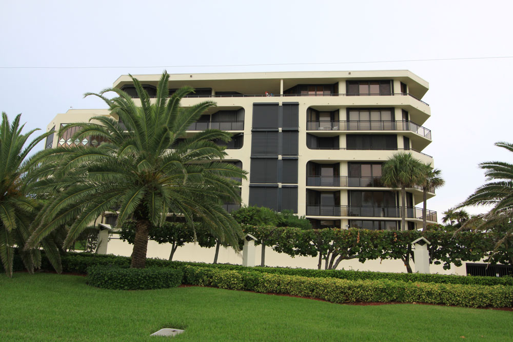 Chateau Royal - Florida Waterfront Condos