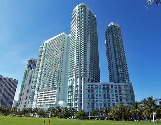 Quantum on the Bay - Florida Waterfront Condos