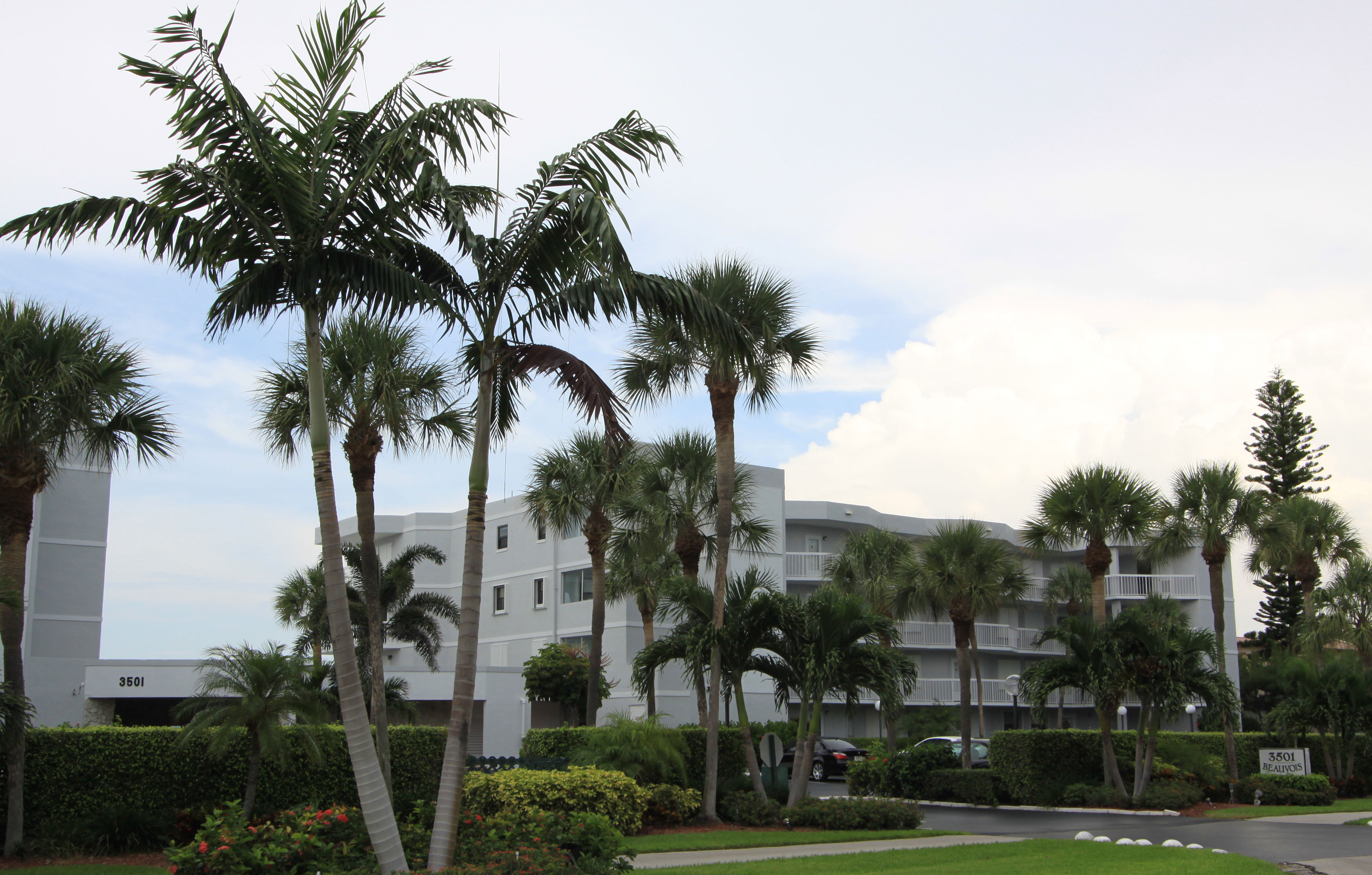 Beauvois - Florida Waterfront Condos