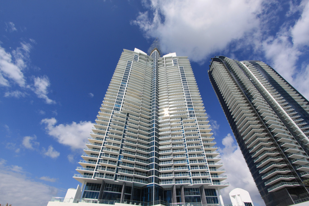 Jade Beach - Florida Waterfront Condos