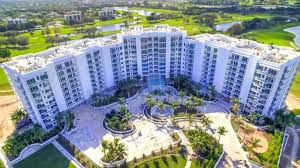 Akoya at Boca West Countr... - Florida Waterfront Condos