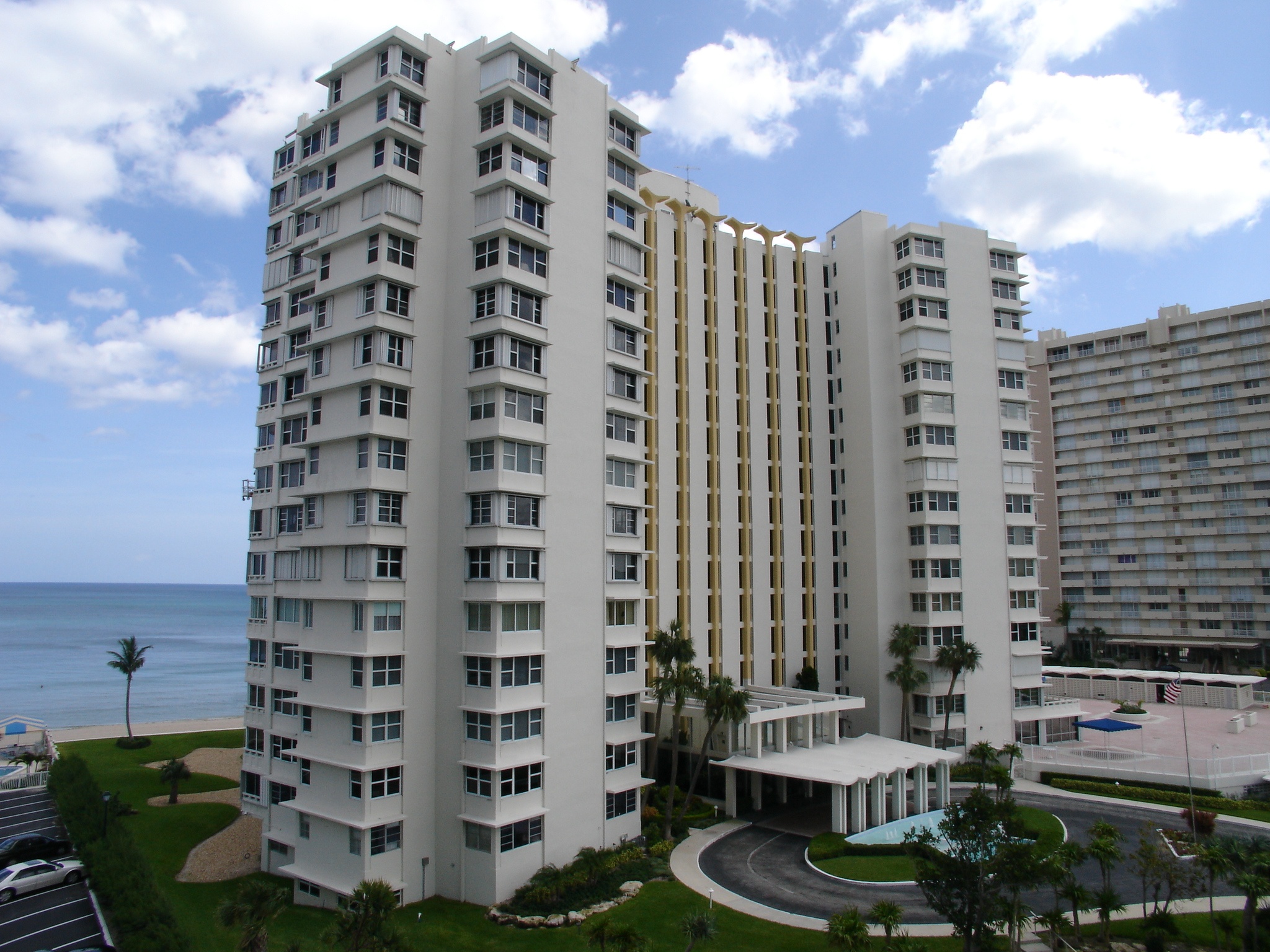 Fountainhead Condominium - Florida Waterfront Condos