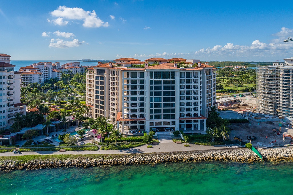 Palazzo Del Sol - Florida Waterfront Condos