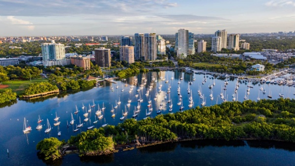 Four Seasons Coconut Grove