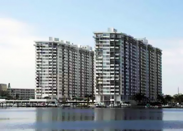 Del Prado - Florida Waterfront Condos