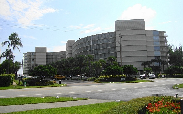 Ambassador South - Florida Waterfront Condos