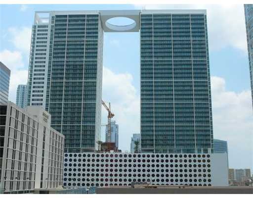 500 Brickell East Tower - Florida Waterfront Condos