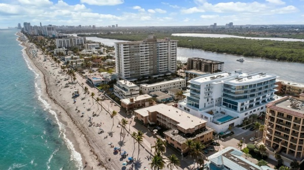 Eturna Beachside