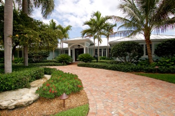 Bay Colony